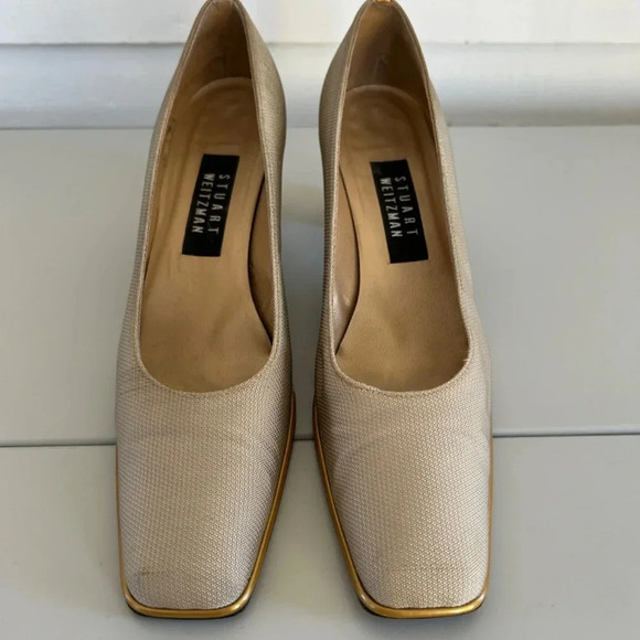 Vintage 1980/90's Stuart Weitzman Textured Square Toe Gold/Beige Pump Sz 9.5 - Picture 5 of 12